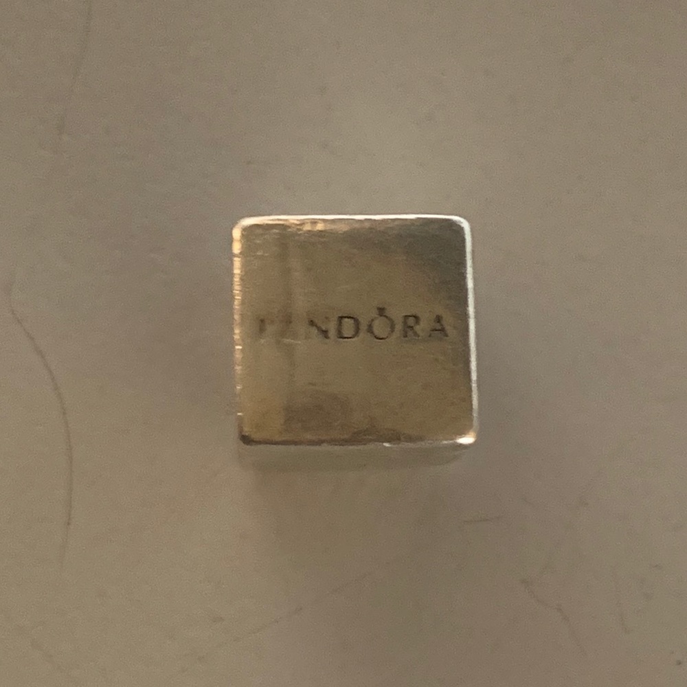100% Auth Pandora Charm